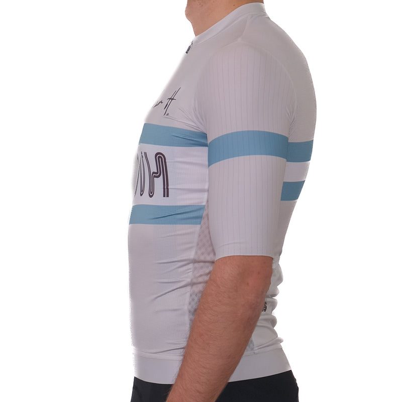 Light blue short sleeve cycling jersey Dark Green Short sleeve cycling jersey Van HOff white Short sleeve cycling jersey Van H, Dark green zipless cycling jerseyLong sleeve light blue cycling jersey women. UV Protective cycling jersey. light cycling jersey, retro, Cycling jersey, cycling top, summer cycling jersey, mens cycling jersey, womens cycling jersey, cycling, south Africa, van h, premium cycling wear. 